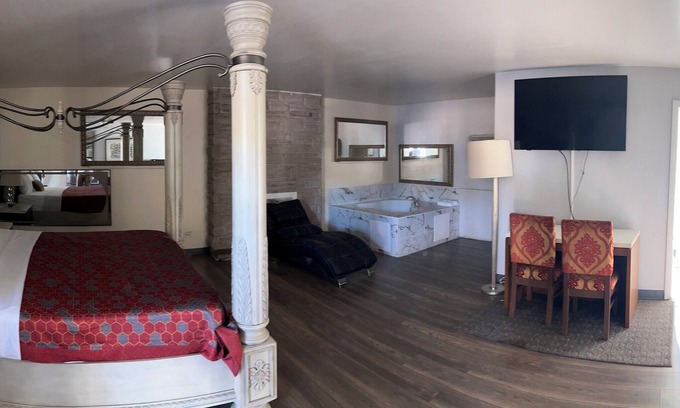 South Holland Hotel | Capital O Elite Inn & Suites South Holland I 94