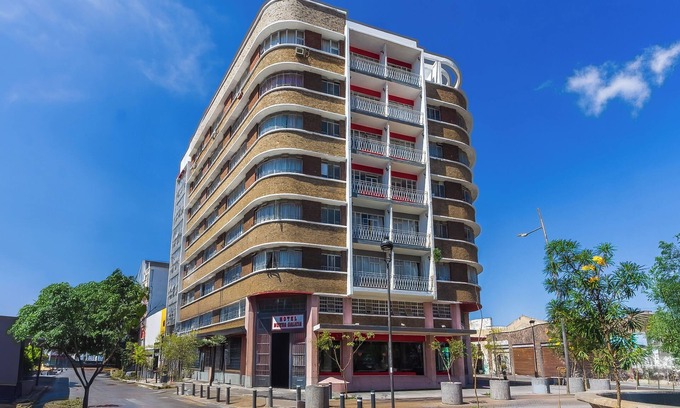 Downtown Guadalajara Hotel | Capital O Nueva Galicia, Guadalajara centro (downtown)
