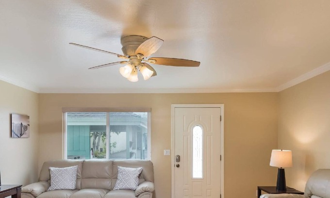 Capitola Apartment | Capitola Seashell Sanctuary #A