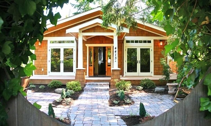 Greenbank House | Captains Cabin Waterfront Home
