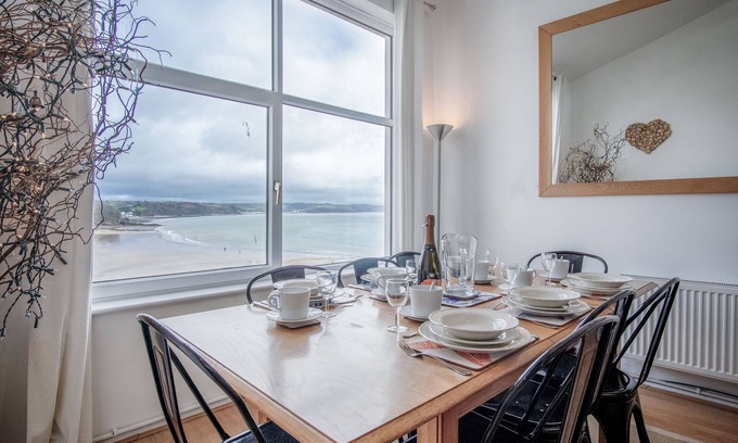 Saundersfoot Apartment | Captains Walk - 4 Bedroom Apartment - Saundersfoot