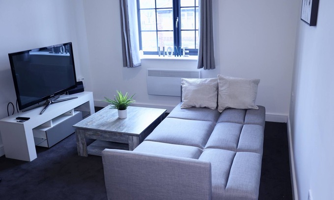 Nottingham Apartment | Captivating 1-bed Apartment in Nottingham