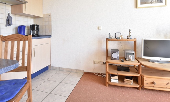 Meschendorf Apartment | Captivating Apartment in Rerik Germany with Parking