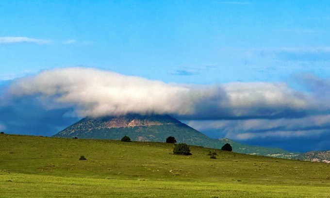 Folsom House | Capulin Volcano View House!