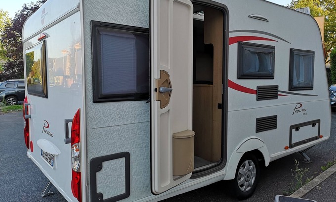 Bretigny-sur-Orge House | Caravan rental
