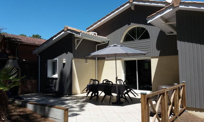 Maubuisson House | Carcans Maubuisson: spacious villa close to the lake and the ocean with wifi