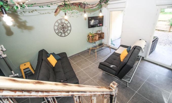 Carcassonne House | CARCASSONNE Maison, Jardin sans vis a vis, Parking