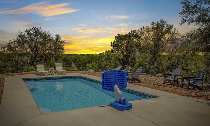 Pipe Creek House | Cardinal Bluff Retreat