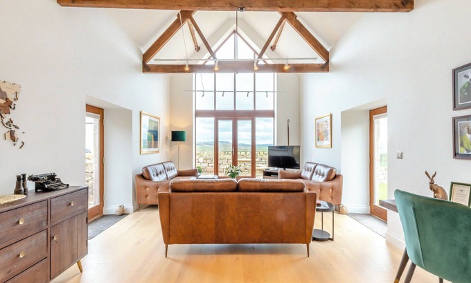 Old Bewick Cottage | Carefully designed to maximise the stunning countryside views.