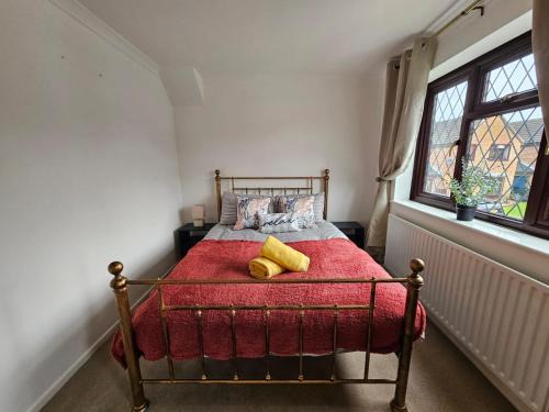 Lydiard Tregoze House | Carey House Long Stays Free Parking and WI-FI