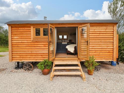 Gwaenysgor Near Prestatyn House | Cariad Mawr