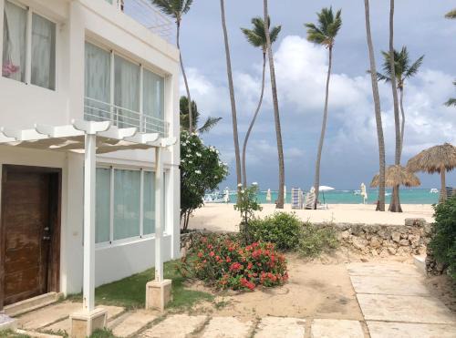 Bavaro Apartment | CARIBBEAN DREAM OCEAN view VILLAS & Apartments with POOL PLAYA Los Corales