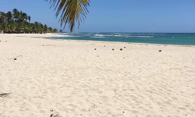 Juan Dolio - El Pueblo Condo | Caribbean Sea view large beach entire condo free wifi & netflix