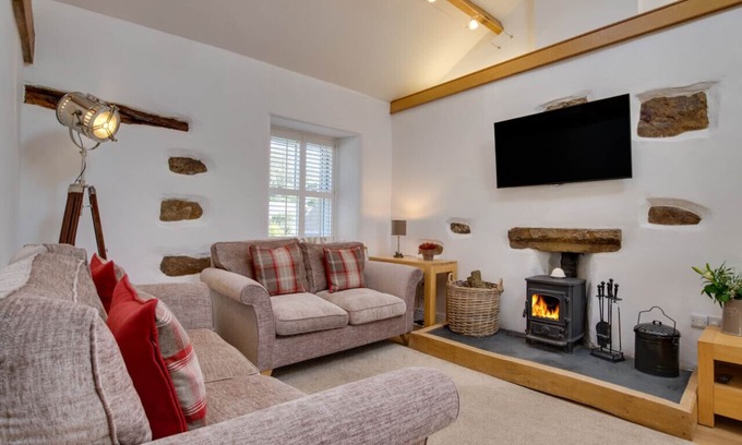 Cark House | Cark House Cottage - Three Bedroom House, Sleeps 6