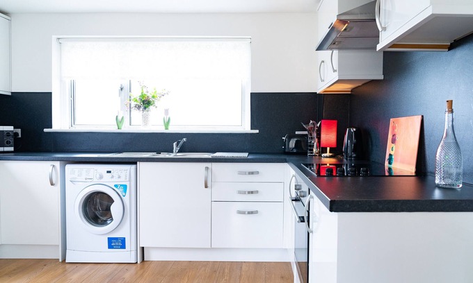 Macduff House | Carleys House Macduff Business Travellers