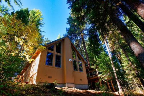 McCall House | Carlson Cabin by Casago McCall - Donerightmanagement