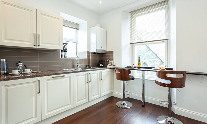 Keswick Apartment | Carlton 2