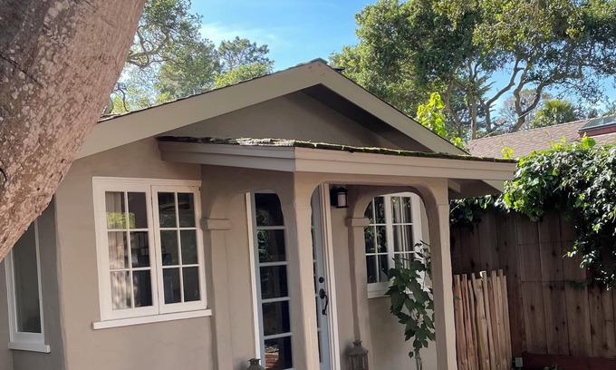 Northeast Carmel House | Carmel-by-the-Sea Cottage-Great Walking Location
