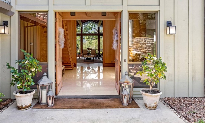 Carmel Valley House | Carmel Valley's Iconic Estate with Idyllic Pool
