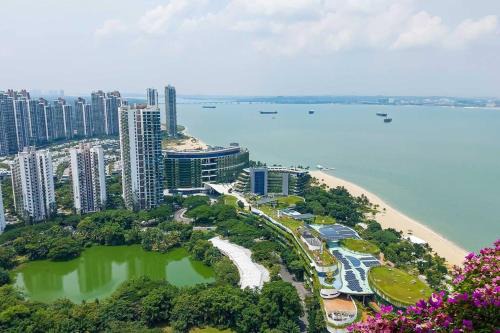 Gelang Patah Apartment | Carnelian Tower Hotel at ForestCity 4104 with WIFI