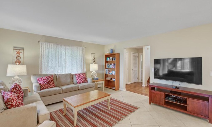 Isle of Palms House | Carolina Boulevard 128