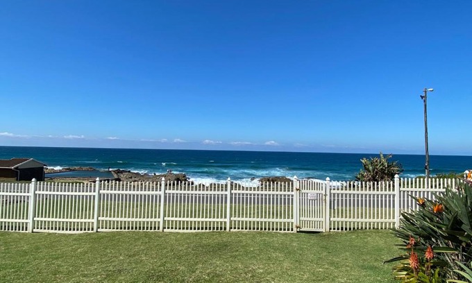 Manaba Beach Apartment | Carpe Diem 1