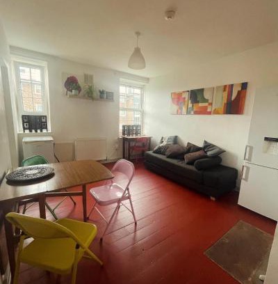 Livesey Apartment | Carpe Diem Rooms Flat near Zone 1