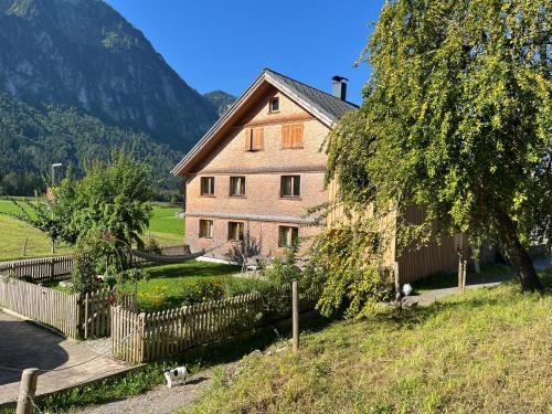Schnepfau Apartment | Carpenters House in historic village