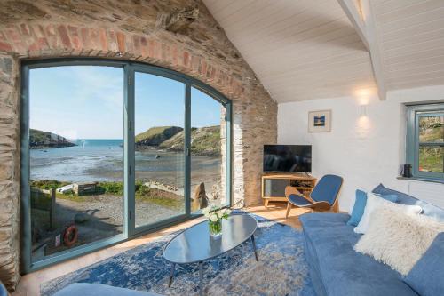 Haverfordwest House | Carreg Samson