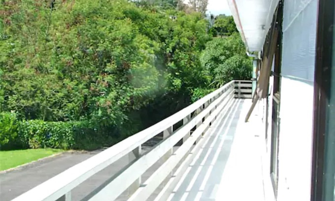 New Plymouth Hotel | Carrington Motel
