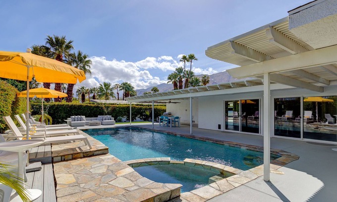 El Mirador House | Casa 1430 - Completely New, Luxe & Stylish Getaway