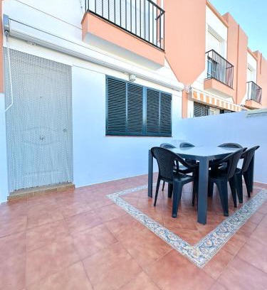 Chiclana de la Frontera Apartment | Casa 3 dormitorios La Barrosa
