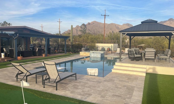 Casas Adobes Estates House | Casa Adobes Haven…Pool, Hot tub, Sauna & Mountain View’s