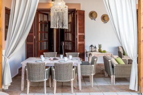 South Rhodes House | Casa Aestas