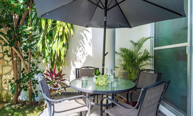 La Veleta House | Casa Alegria By Sandy Powerful