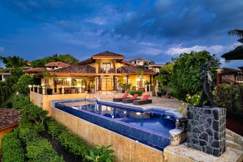Playa Hermosa House | Casa Amarilla