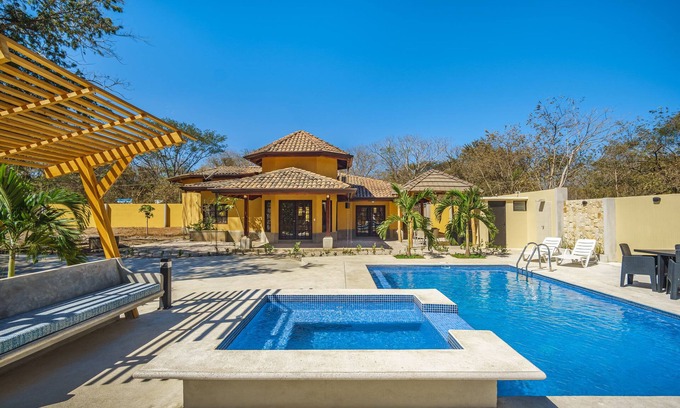 Avellanas Beach House | Casa Amarilla is a beautiful home just minutes away from Playa Avellanas