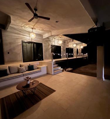 Troncones Bed & Breakfast | Casa Amarliz