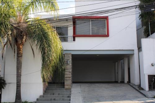Monterrey House | Casa amplia en Monterrey
