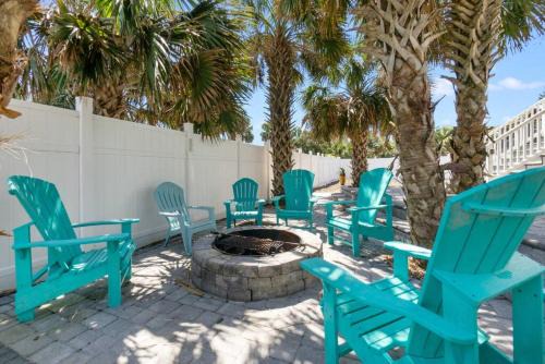 St. Augustine House | Casa Aqua