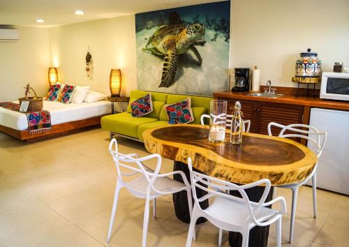 Isla Mujeres Apartment | Casa Azul Maya