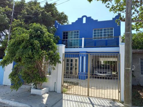 Chicxulub Puerto House | Casa Azul