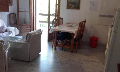 Salobrena Apartment | CASA-B- pequeño conjunto adosados
