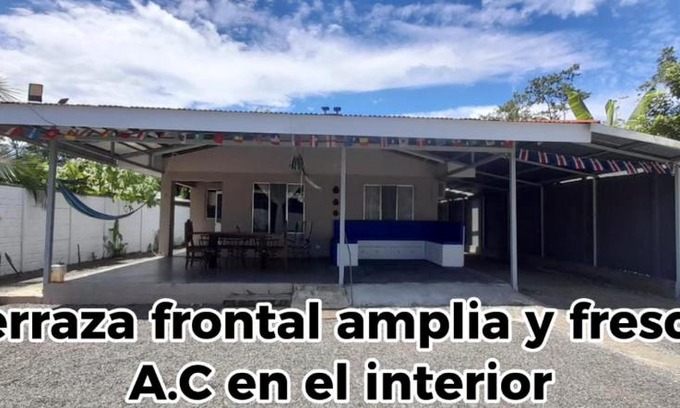La Fortuna House | Casa Bandera 54