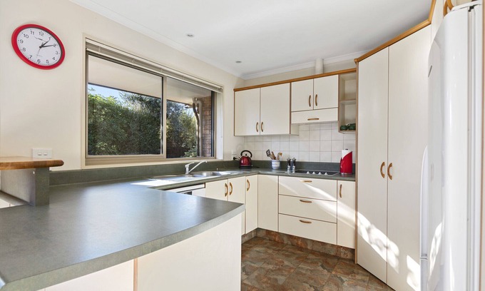 Nelson House | Casa Bella - Nelson Holiday Home