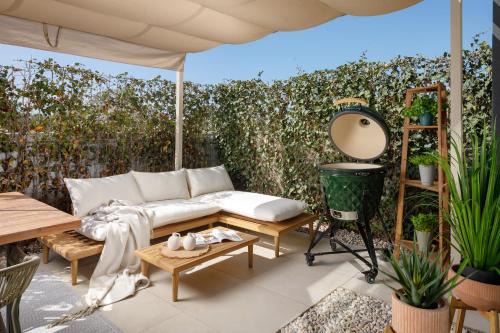 Gulici House | "CASA BELLA VITA" with large SPA and counter-current swimming near the beach!