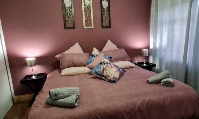 Parys House | Casa Bianco: Affordable luxury - Self Catering House