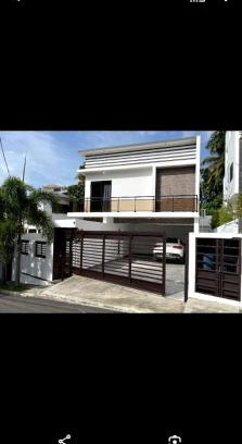 Cerros de Arroyo Hondo III Villa | Casa blanca