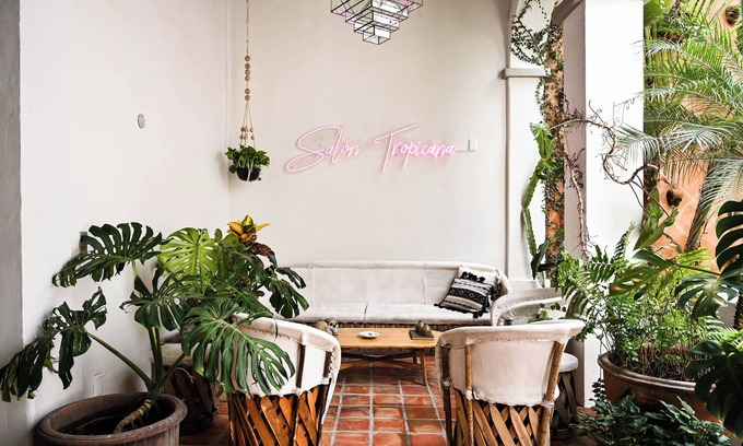 Americana House | Casa Blanco by Barrio Mexico