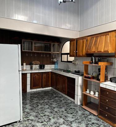 Alajuela House | Casa Buen Agüero